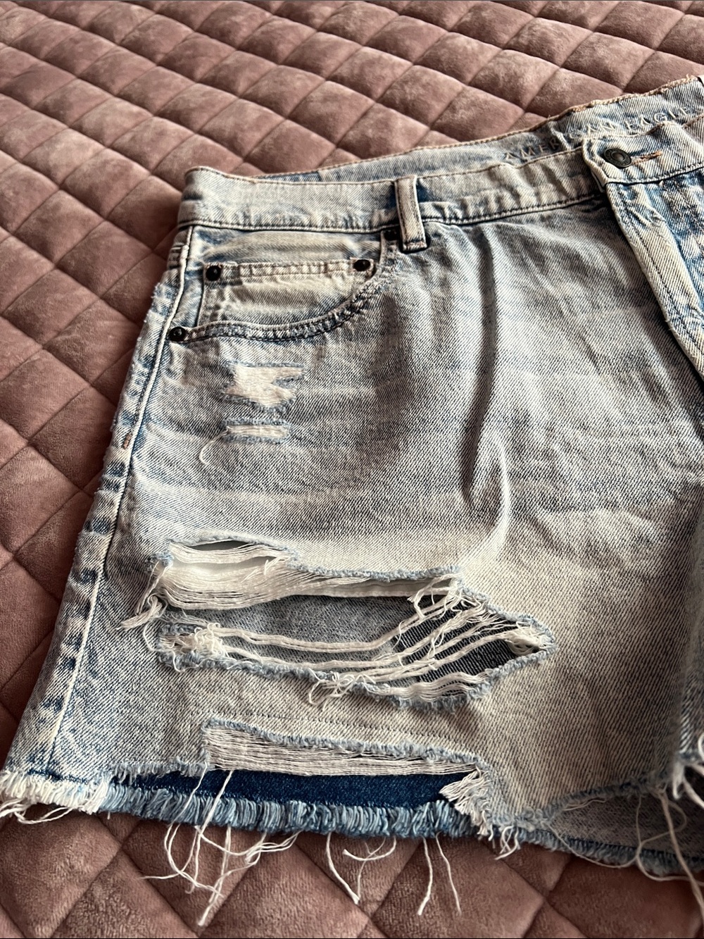American Eagle Outfitters Light Blue Distressed Denim Cutoff Shorts - Picture 3 of 5